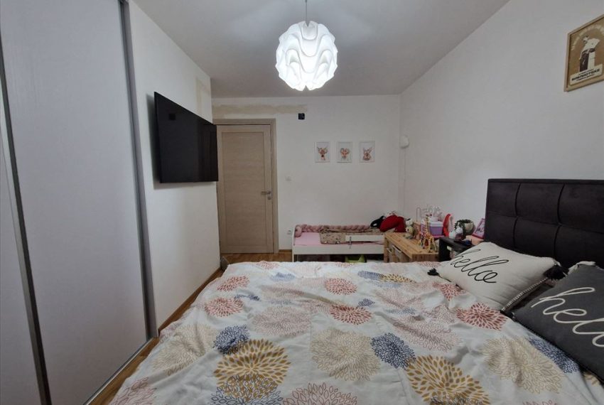 kompletno-renoviran-polunamesten-62m24m2-lodj-5425644910767-71809804686